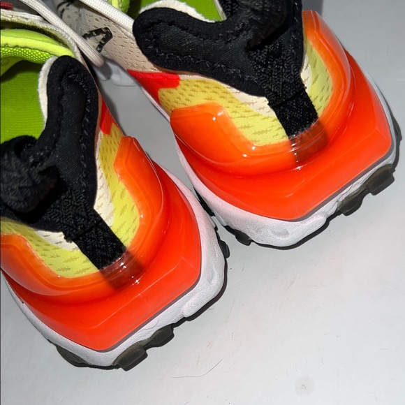 Nike Women’s Reaction Vision D/MS/X Tennis Shoes - Picture 10 of 11